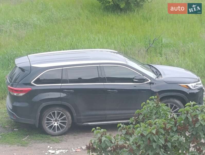 Toyota Highlander 2017