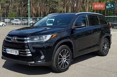 Внедорожник / Кроссовер Toyota Highlander 2019 в Киеве