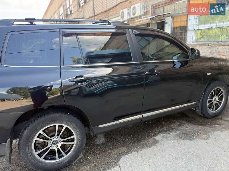 Внедорожник / Кроссовер Toyota Highlander 2011 в Запорожье фото 3 Внедорожник / Кроссовер Toyota Highlander 2011 в Запорожье