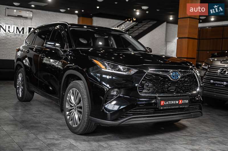 Внедорожник / Кроссовер Toyota Highlander 2024 в Одессе