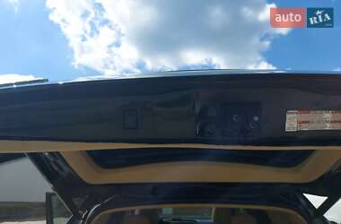 Внедорожник / Кроссовер Toyota Highlander 2014 в 