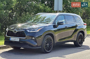Внедорожник / Кроссовер Toyota Highlander 2023 в Киеве