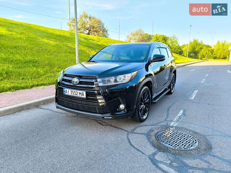 Toyota Highlander 2017