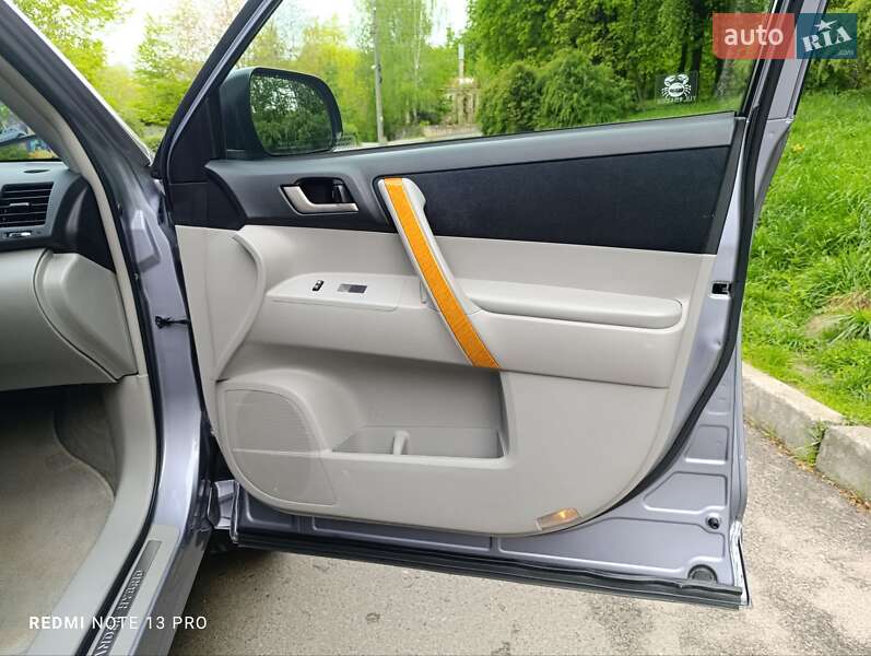 Внедорожник / Кроссовер Toyota Highlander 2008 в Тернополе