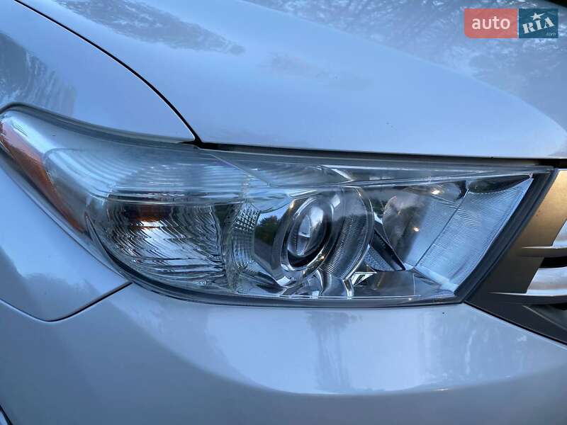 Позашляховик / Кросовер Toyota Highlander 2013 в Вінниці