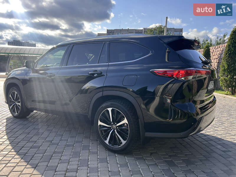 Внедорожник / Кроссовер Toyota Highlander 2021 в Кропивницком фото 7 Внедорожник / Кроссовер Toyota Highlander 2021 в Кропивницком