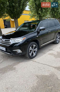 Внедорожник / Кроссовер Toyota Highlander 2012 в Черкассах