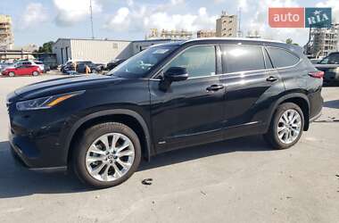 Toyota Highlander 2023