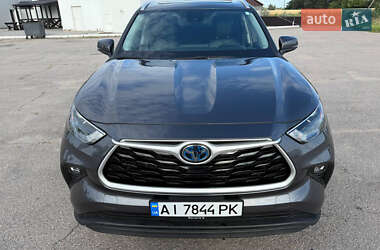 Внедорожник / Кроссовер Toyota Highlander 2023 в Киеве