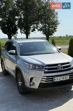 Внедорожник / Кроссовер Toyota Highlander 2019 в Киеве