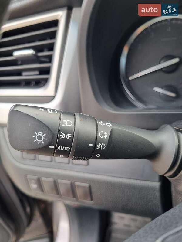 Позашляховик / Кросовер Toyota Highlander 2014 в Апостоловому
