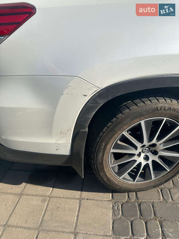 Toyota Highlander 2017
