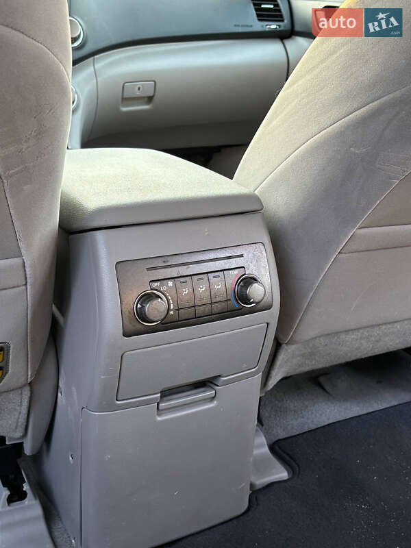 Внедорожник / Кроссовер Toyota Highlander 2007 в Львове