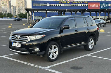 Внедорожник / Кроссовер Toyota Highlander 2011 в Киеве