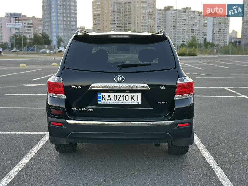 Позашляховик / Кросовер Toyota Highlander 2011 в Києві