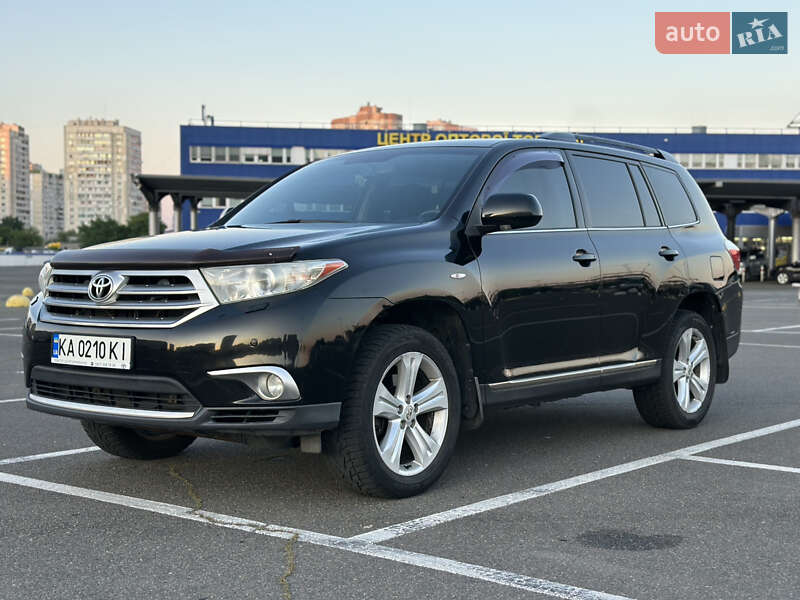 Позашляховик / Кросовер Toyota Highlander 2011 в Києві