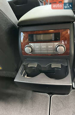 Внедорожник / Кроссовер Toyota Highlander 2013 в 