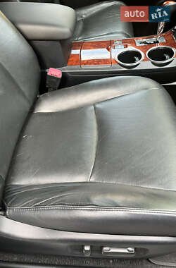 Внедорожник / Кроссовер Toyota Highlander 2013 в 