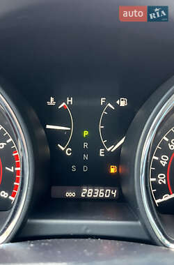 Внедорожник / Кроссовер Toyota Highlander 2013 в 