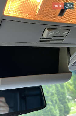 Внедорожник / Кроссовер Toyota Highlander 2013 в 