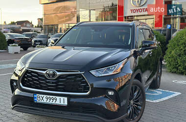 Позашляховик / Кросовер Toyota Highlander 2022 в Хмельницькому
