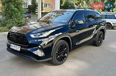 Позашляховик / Кросовер Toyota Highlander 2020 в Харкові