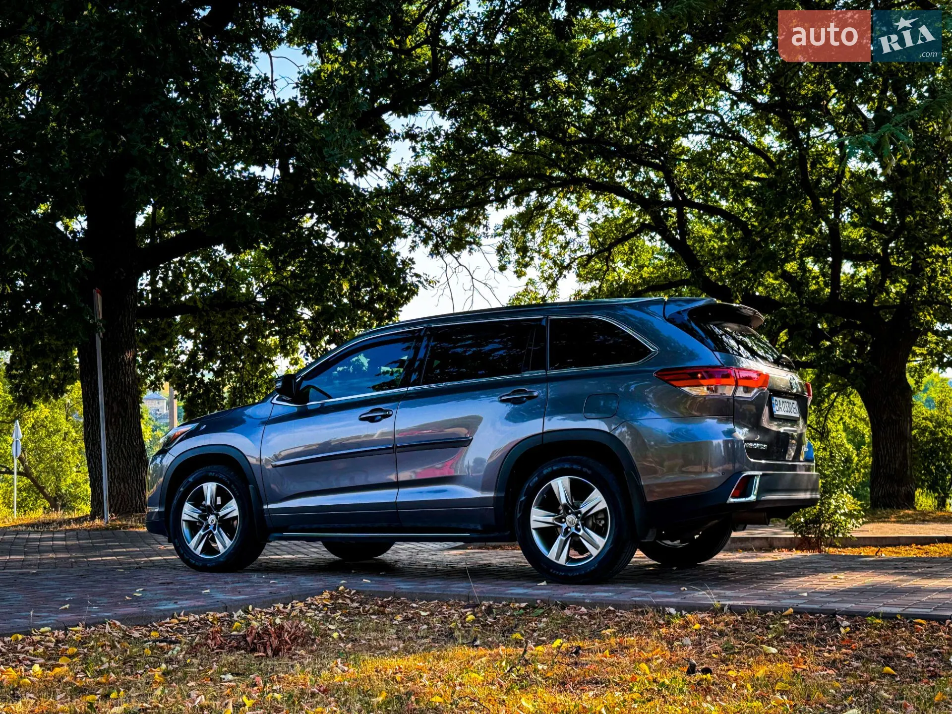 2017 Toyota Highlander - мініатюра 11