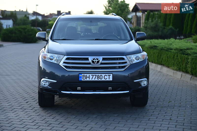 Внедорожник / Кроссовер Toyota Highlander 2010 в Одессе фото 12 Внедорожник / Кроссовер Toyota Highlander 2010 в Одессе