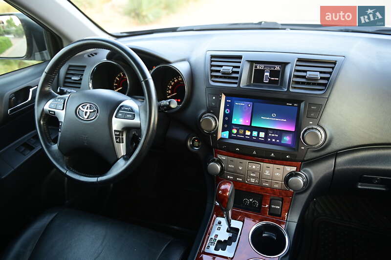 Внедорожник / Кроссовер Toyota Highlander 2010 в Одессе фото 11 Внедорожник / Кроссовер Toyota Highlander 2010 в Одессе