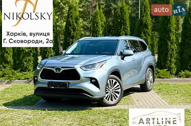 Внедорожник / Кроссовер Toyota Highlander 2021 в Харькове