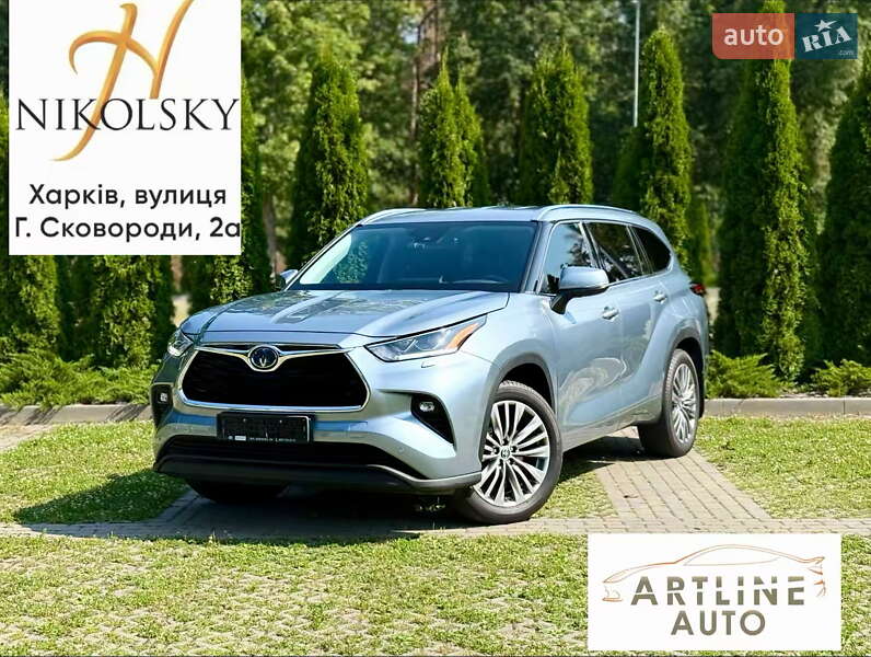 Toyota Highlander 2021