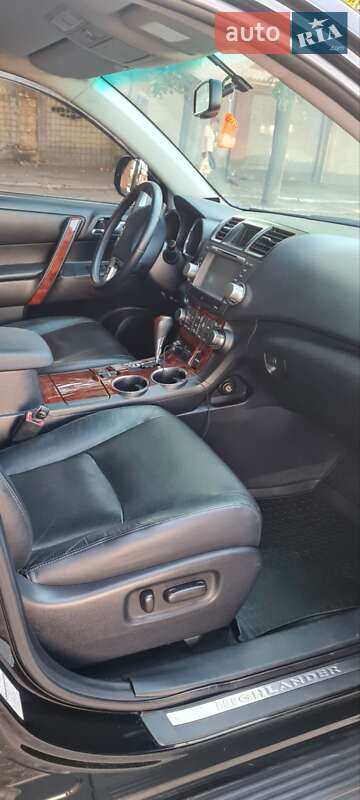 Внедорожник / Кроссовер Toyota Highlander 2012 в Одессе