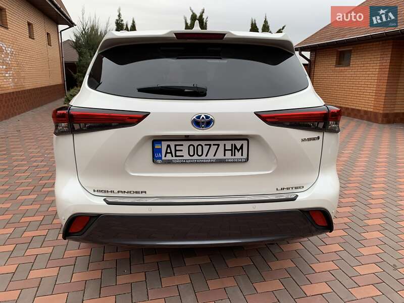 Позашляховик / Кросовер Toyota Highlander 2020 в Кривому Розі