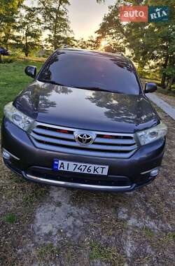 Позашляховик / Кросовер Toyota Highlander 2012 в Києві