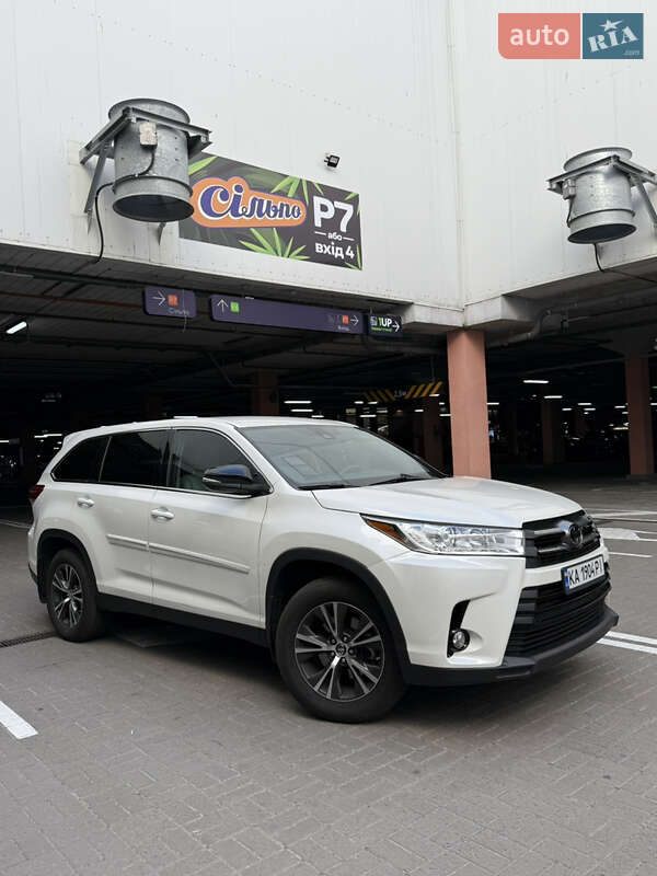 Toyota Highlander 2018