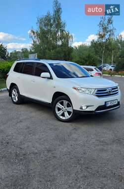 Позашляховик / Кросовер Toyota Highlander 2011 в Полтаві