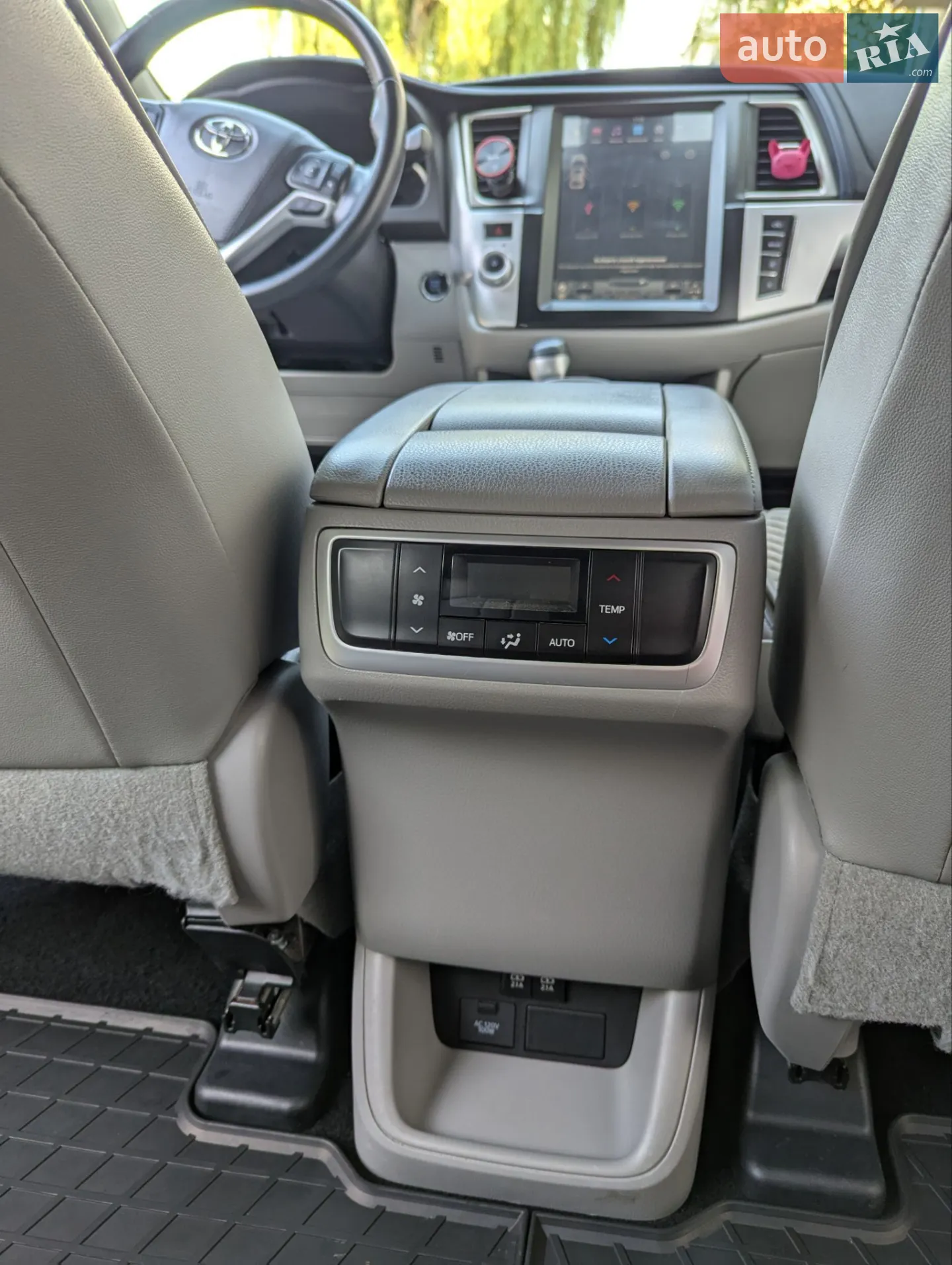 2018 Toyota Highlander - мініатюра 22