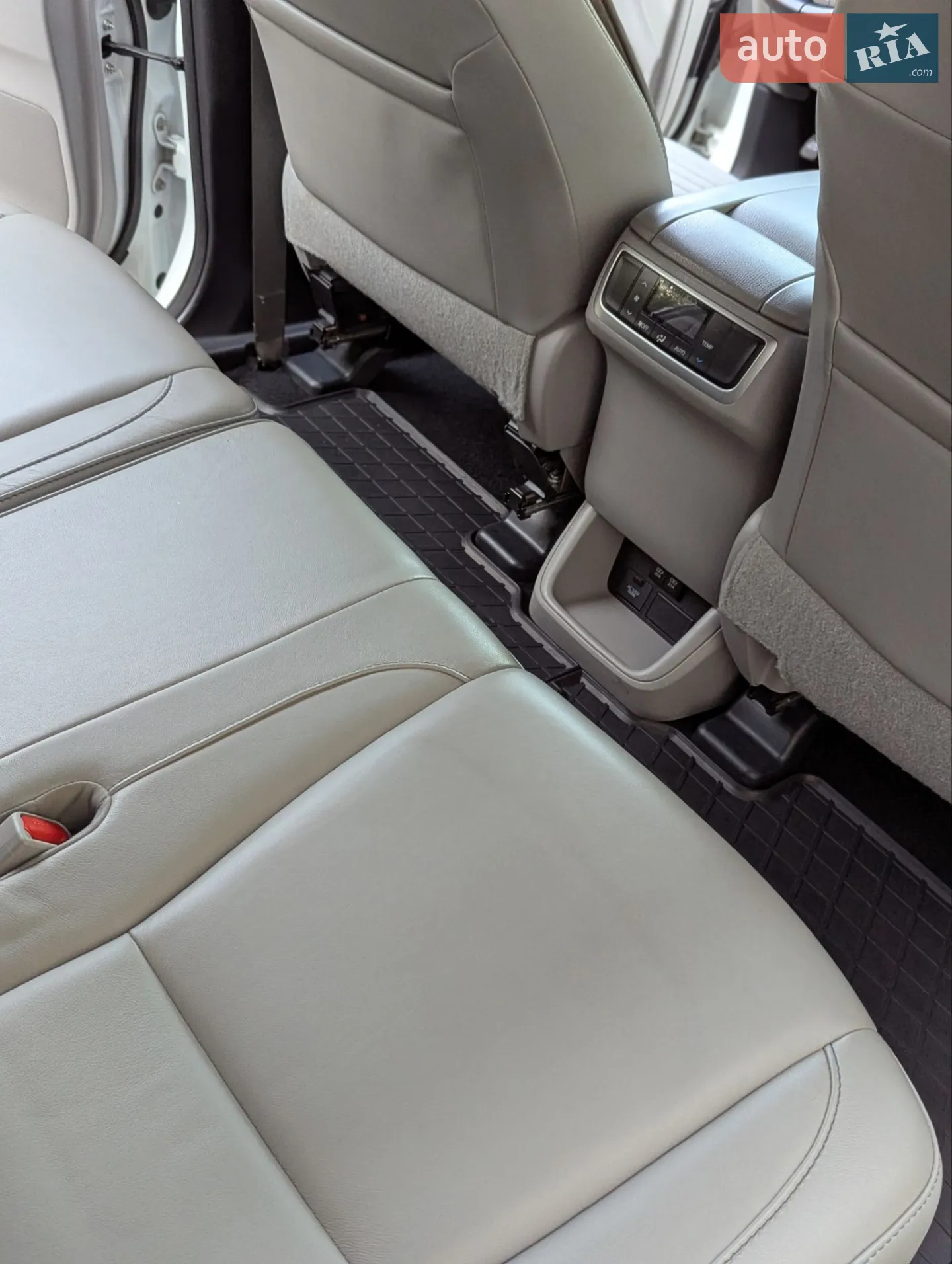 2018 Toyota Highlander - мініатюра 25