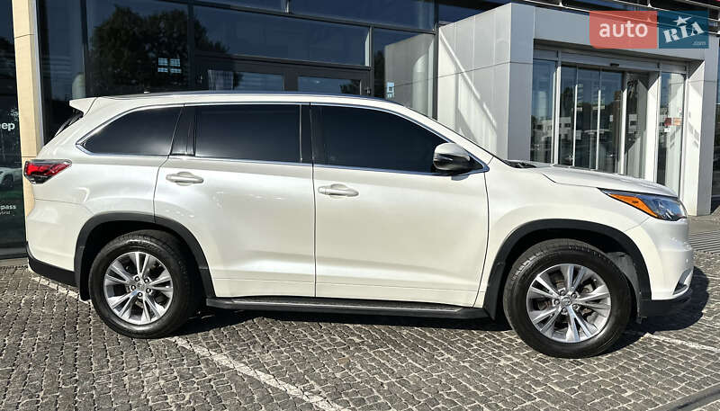 Внедорожник / Кроссовер Toyota Highlander 2014 в Днепре фото 7 Внедорожник / Кроссовер Toyota Highlander 2014 в Днепре