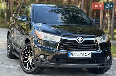 Внедорожник / Кроссовер Toyota Highlander 2016 в Киеве