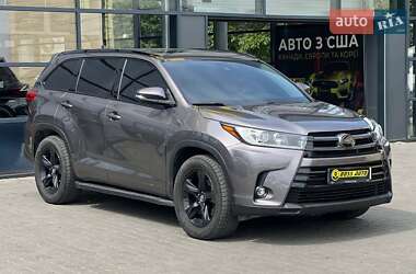 Позашляховик / Кросовер Toyota Highlander 2019 в Івано-Франківську