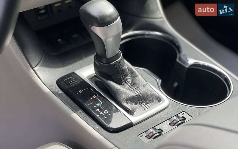 Внедорожник / Кроссовер Toyota Highlander 2019 в Ивано-Франковске