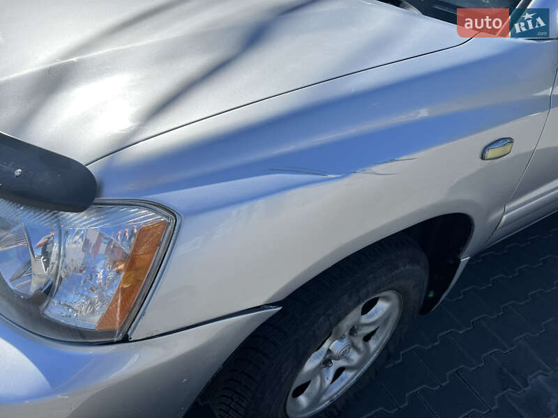 Внедорожник / Кроссовер Toyota Highlander 2002 в Виннице