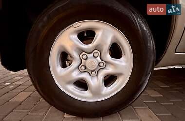 Позашляховик / Кросовер Toyota Highlander 2006 в Одесі