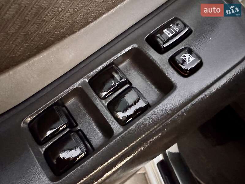 Позашляховик / Кросовер Toyota Highlander 2006 в Одесі