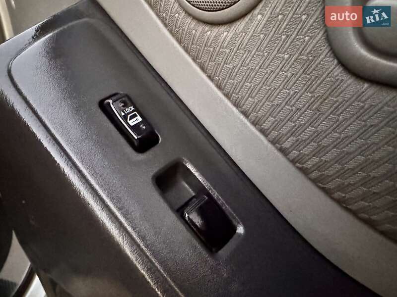 Позашляховик / Кросовер Toyota Highlander 2006 в Одесі