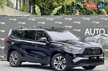 Позашляховик / Кросовер Toyota Highlander 2021 в Харкові