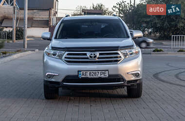 Внедорожник / Кроссовер Toyota Highlander 2013 в Днепре