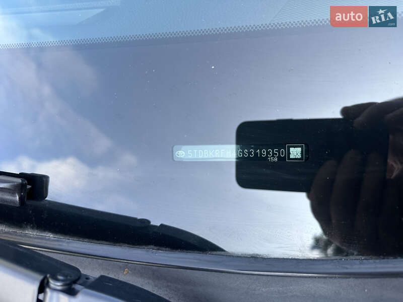 Позашляховик / Кросовер Toyota Highlander 2016 в Путивлі