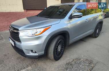 Внедорожник / Кроссовер Toyota Highlander 2014 в Киеве